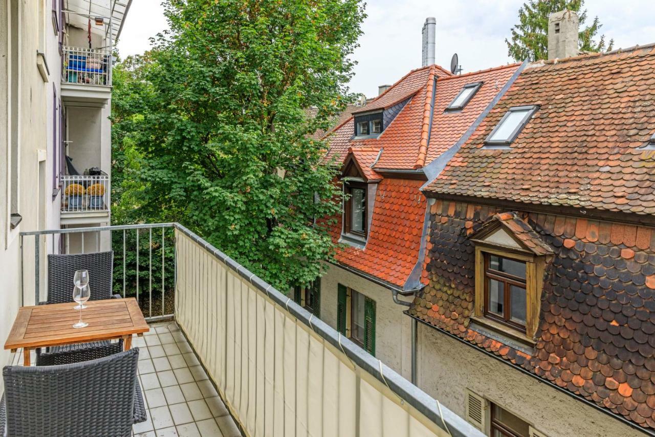 Charming City Apartment With Parking Spot Wurzburg Bagian luar foto