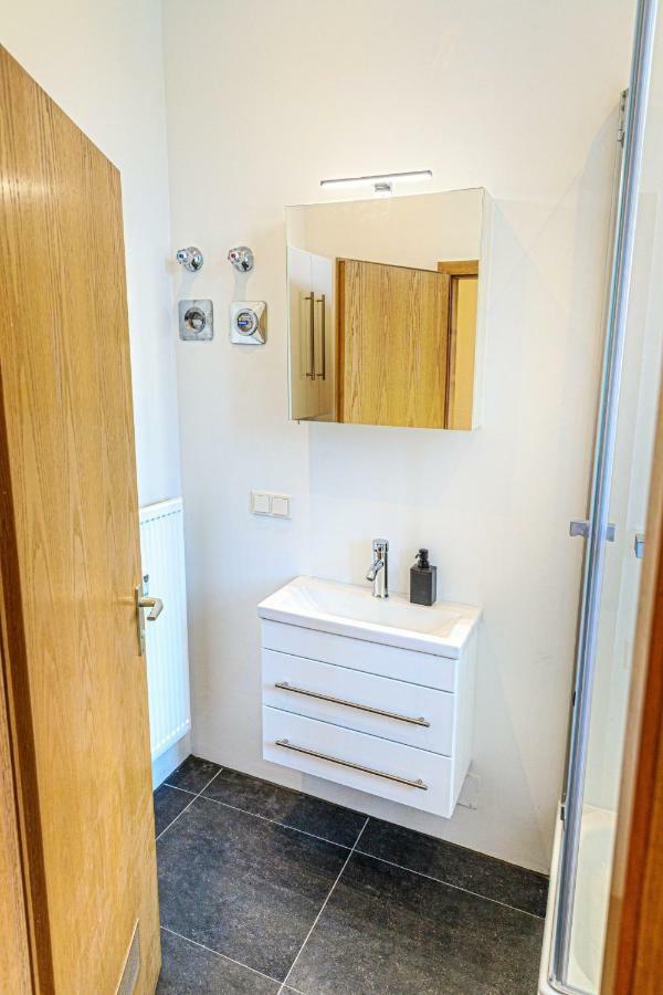 Charming City Apartment With Parking Spot Wurzburg Bagian luar foto