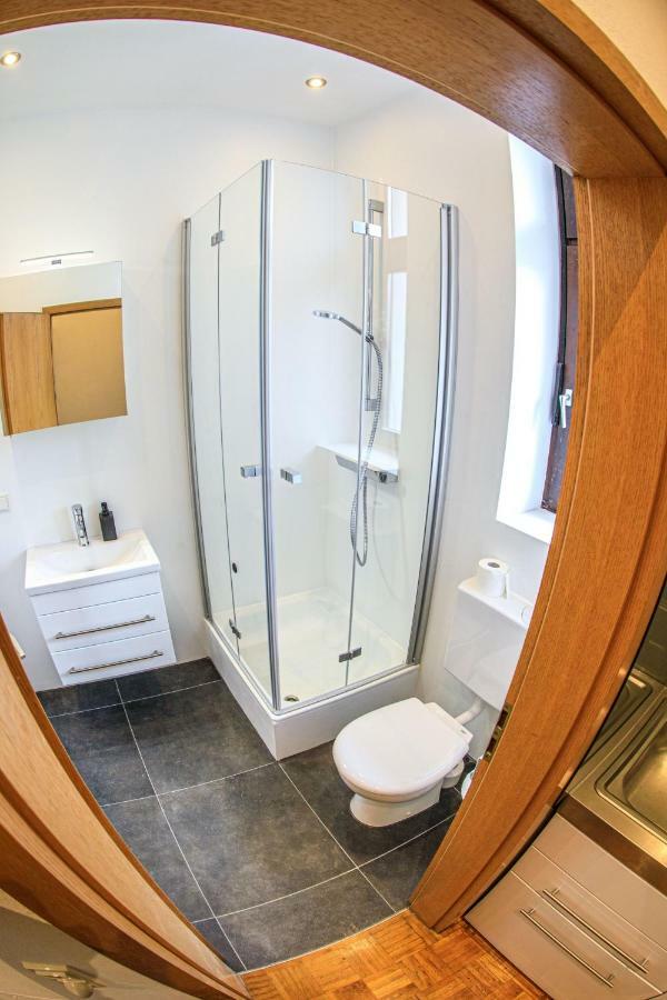 Charming City Apartment With Parking Spot Wurzburg Bagian luar foto